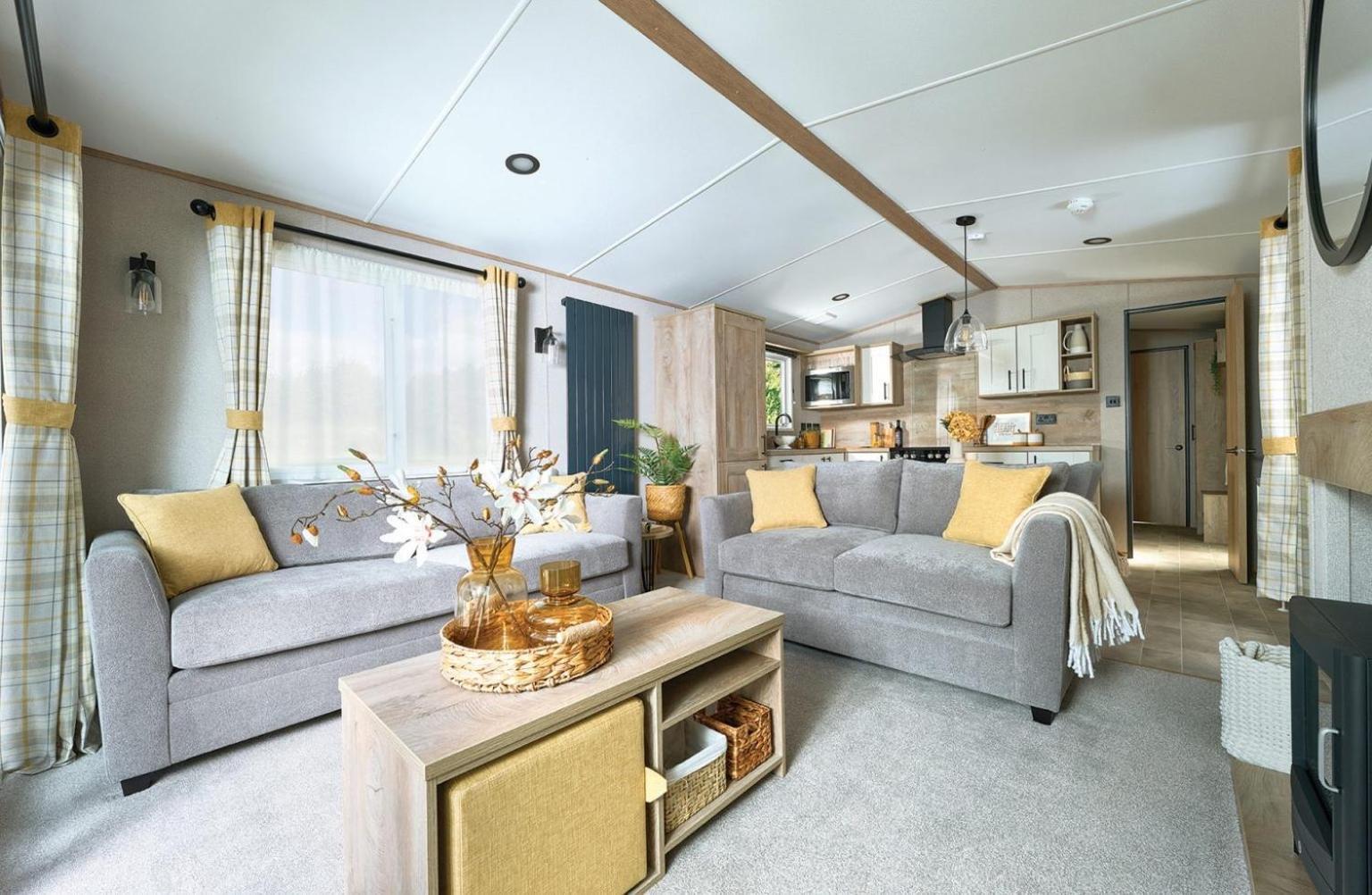 Emma'S Oasis 2-Bedroom Caravan At Durdle Door Sleeps 4 West Lulworth Exterior photo